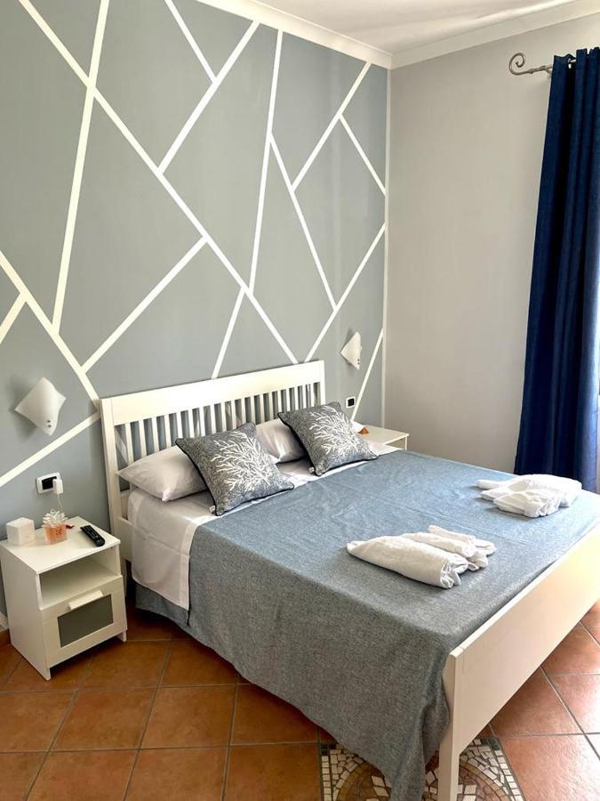 Manu'S Room Naples Exterior photo